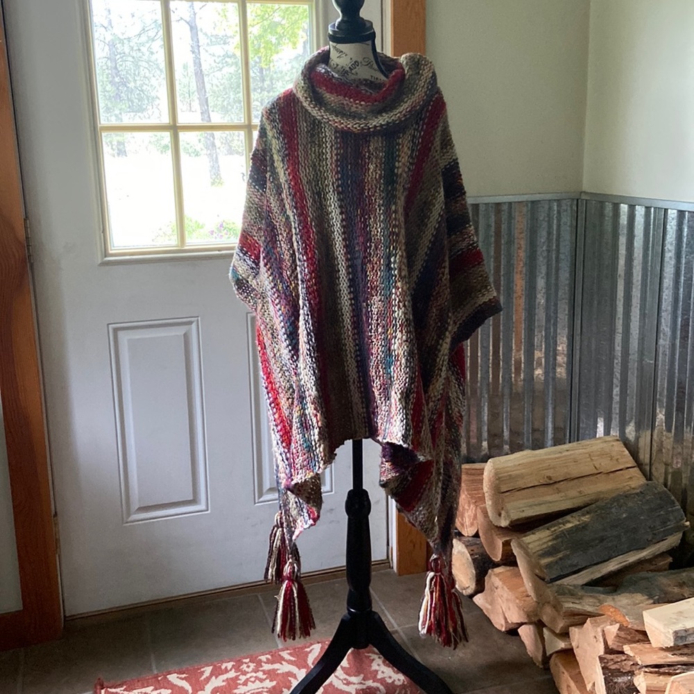 Cienna Mohair-Acrylic Blend Poncho